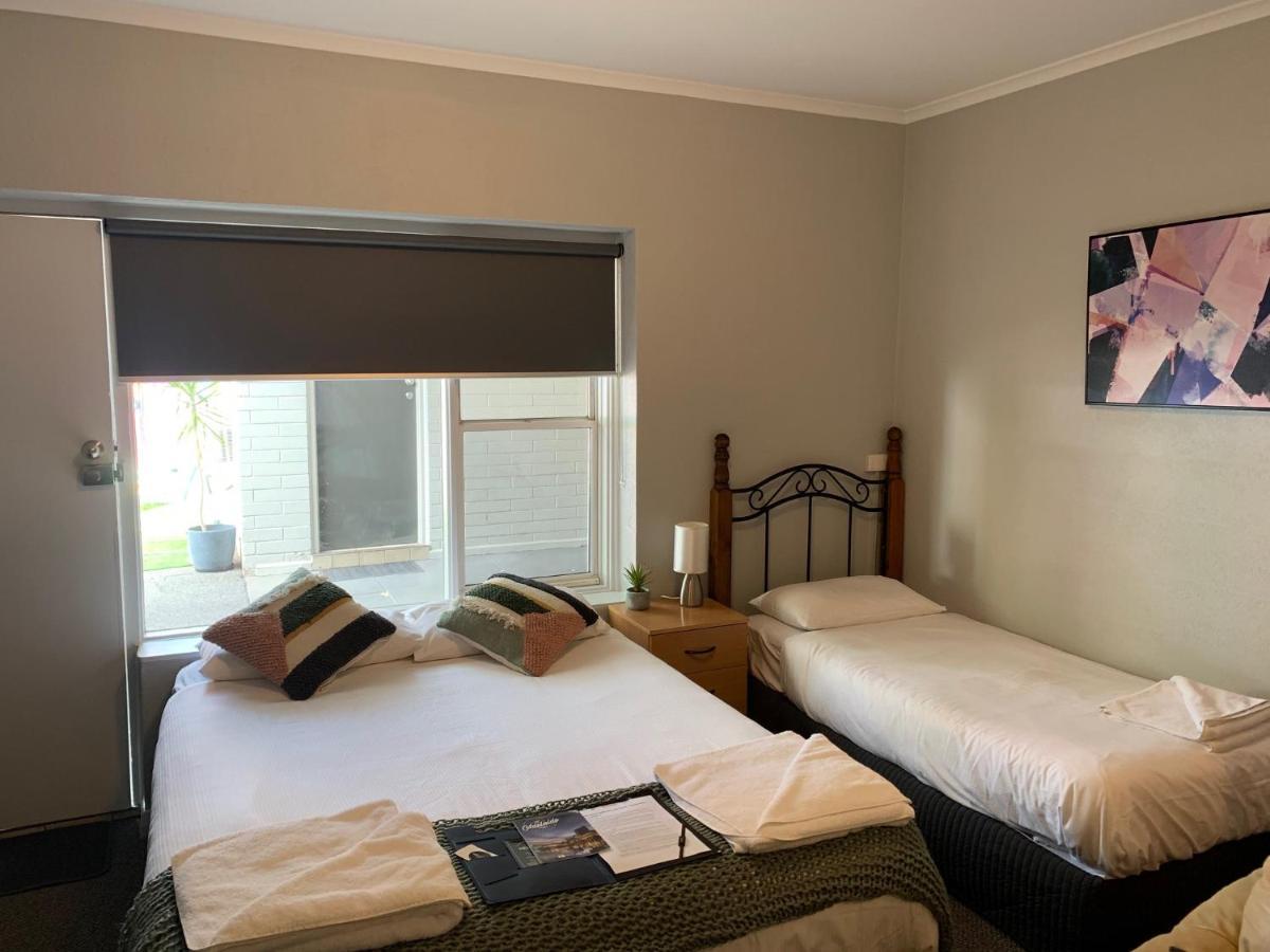 Hello Adelaide Motel And Apartments Екстериор снимка
