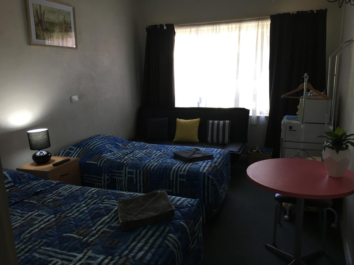 Hello Adelaide Motel And Apartments Екстериор снимка
